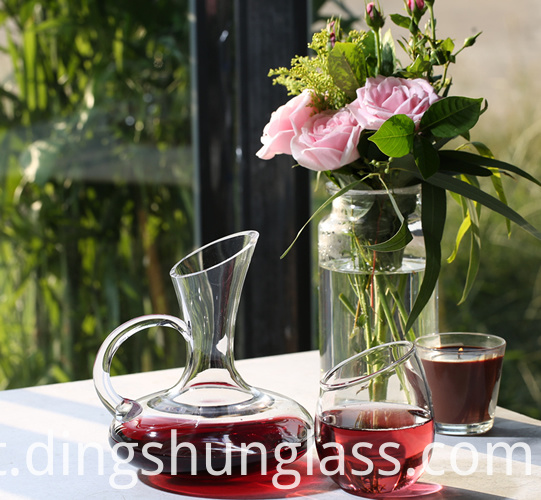 Europeu vinho tinto sóbrio European red wine sober